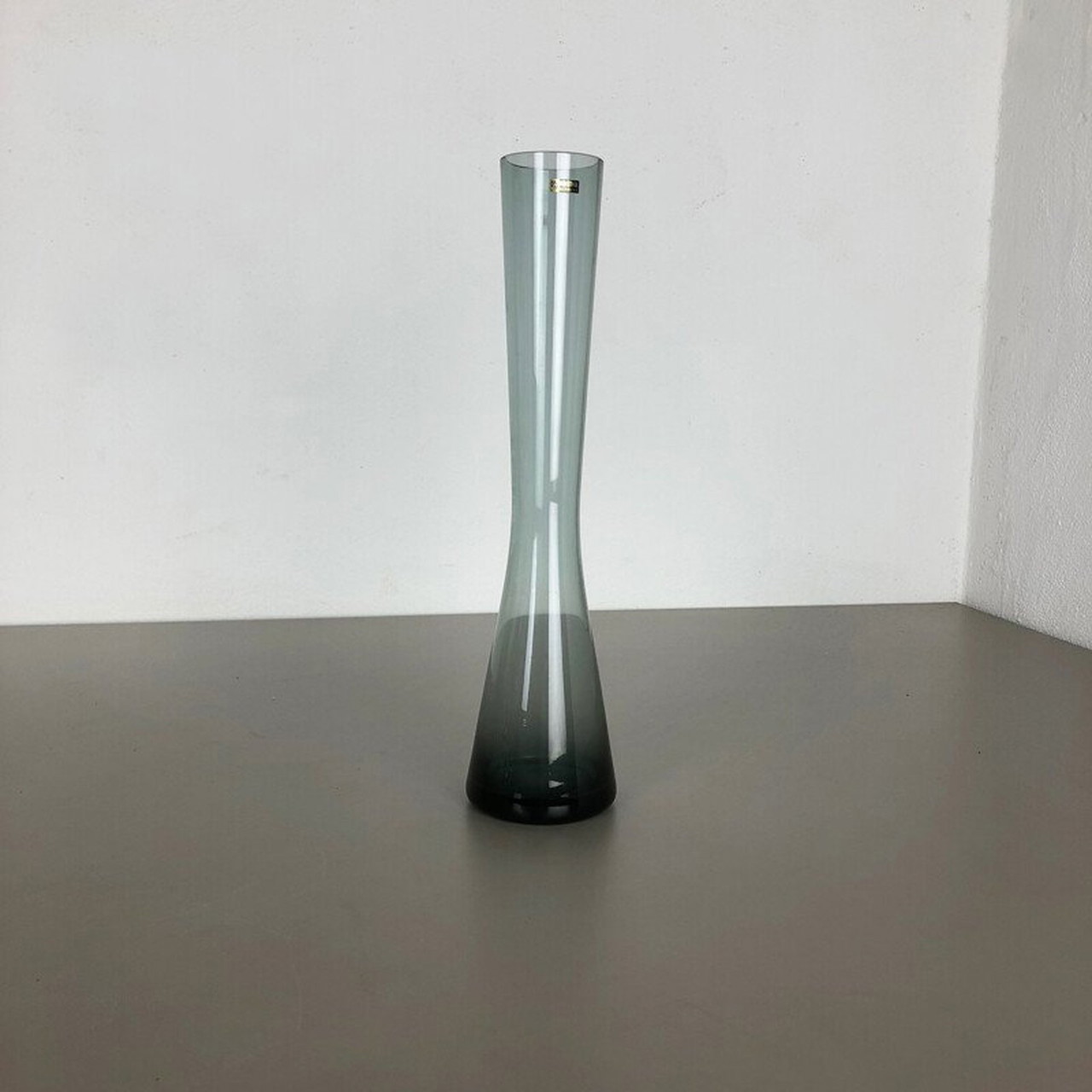 vintage-turmalin-vase-by-