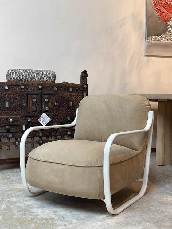 Image 1 of Leolux Pode Chap Armchair