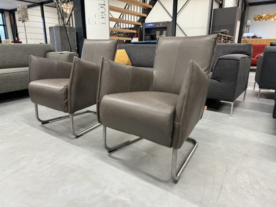 Image 1 of 2 fauteuils Jess Design Aron en cuir gris