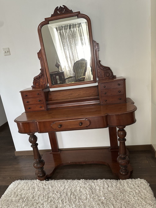 Classic Dressing Table