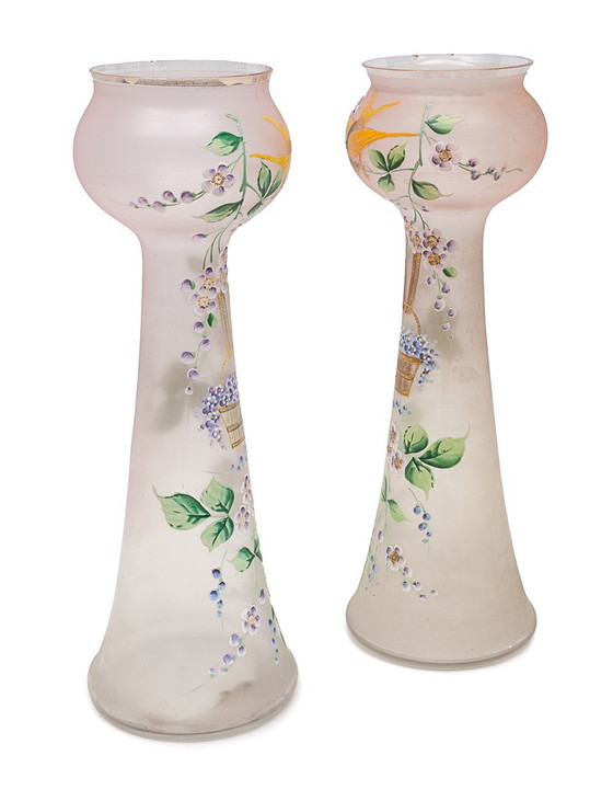 Image 1 of Pair Of Belle Époque Vases