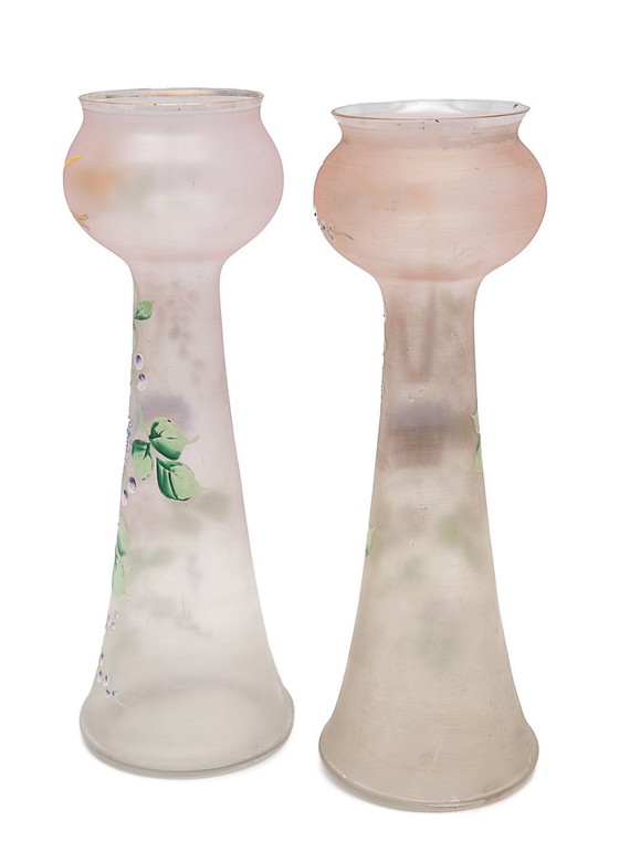 Image 1 of Pair Of Belle Époque Vases