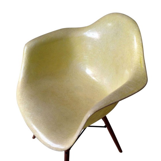 Image 1 of Mid century armchair by Charles Eames for Herman Miller