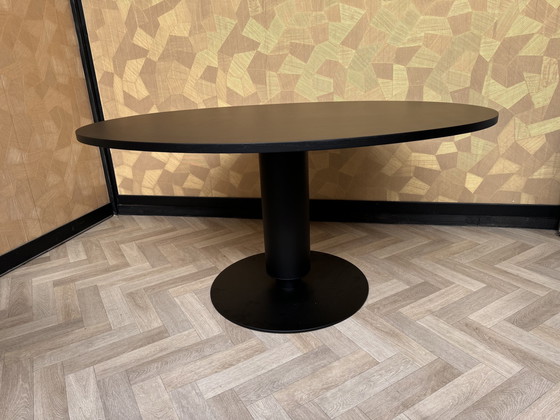 Image 1 of Arco Design Table Oval