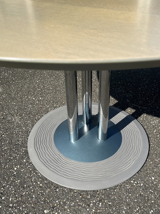 Image 1 of Leolux Trias dining table, Hugo de Ruiter 120 cm