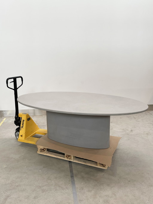 Mortex Oval Table