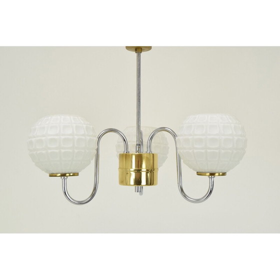 Image 1 of Lampadario vintage in vetro, cromo e ottone di Lidokov, Cecoslovacchia, 1960