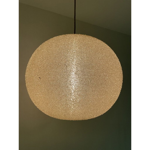 Vintage plastic ball suspension