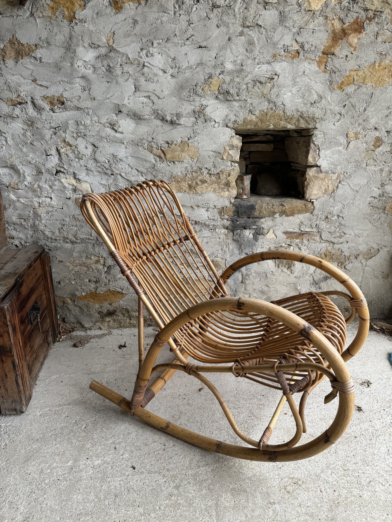 Vintage bamboo rocking chair 2025