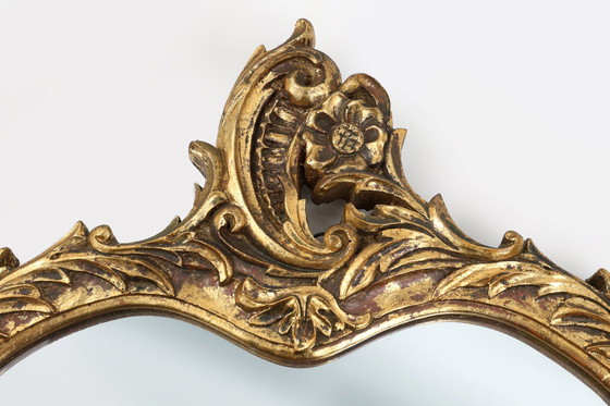 Image 1 of Specchio ovale belga con cornice dorata del XX secolo in stile Luigi XV