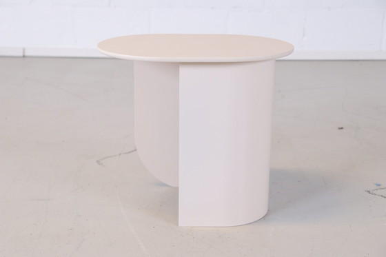 Image 1 of FEST Plateau Sidetable sand by Terhedebrügge