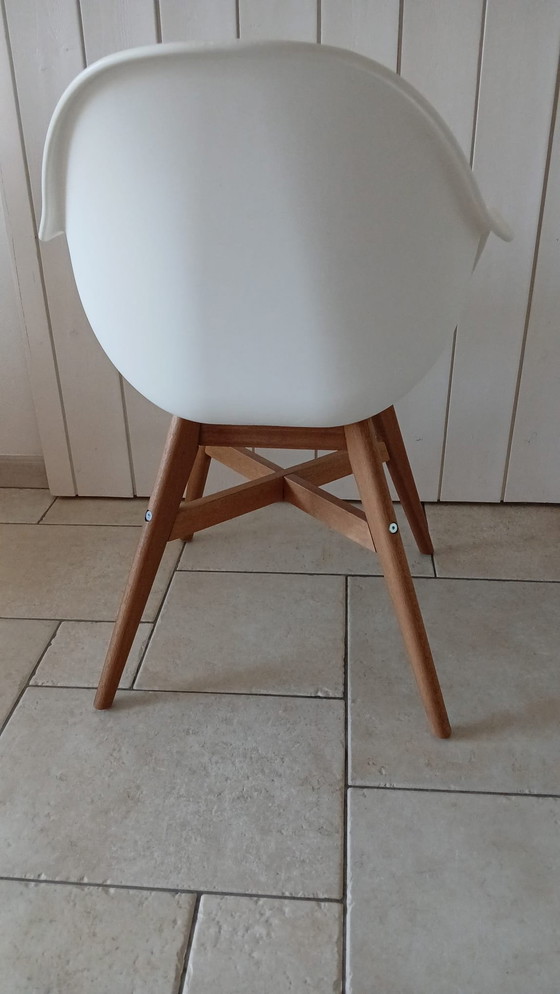 Image 1 of 4X Dining Chairs Armchairs Tub Chairs White