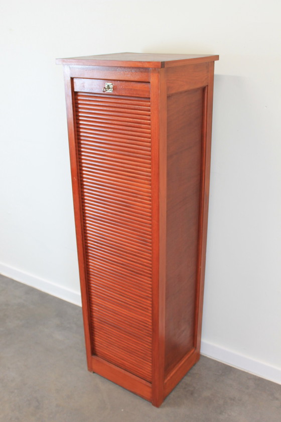 Image 1 of Mobiletto portaoggetti vintage con tende