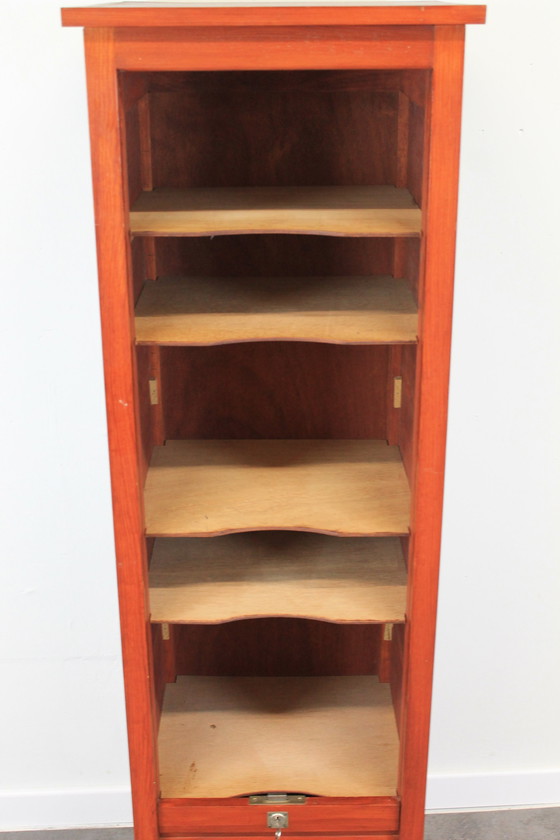 Image 1 of Mobiletto portaoggetti vintage con tende