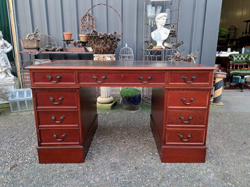 Classic Desk, Writing Table, Desk - Light Traces of Use - 137 x 77cm and 80cm High