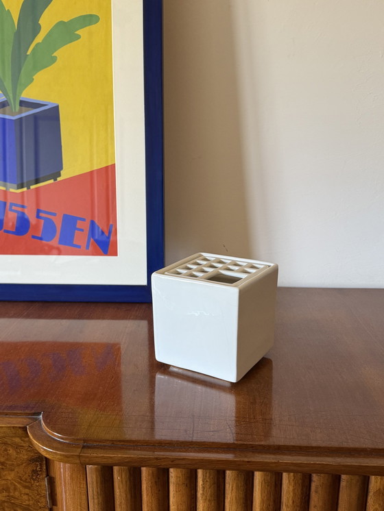 Image 1 of Studio Opi, White Space Age Mod. Ikebana A Vaso/Posacenere in ceramica, Gabbianelli Italia Ca. 1970