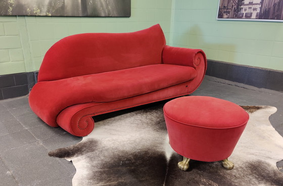 Image 1 of Bretz Gaudi sofa red with footstool