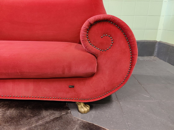 Image 1 of Bretz Gaudi sofa red with footstool