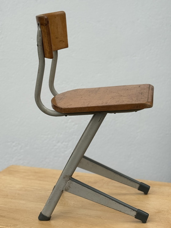 Image 1 of Bureau et chaise vintage en pin