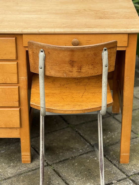 Image 1 of Bureau et chaise vintage en pin