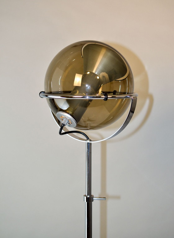 Image 1 of Touch Floor Lamp 'Globe' by Frank Ligtelijn