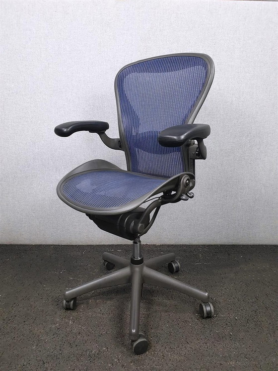 Image 1 of Hermann Miller Aeron Classic Type B