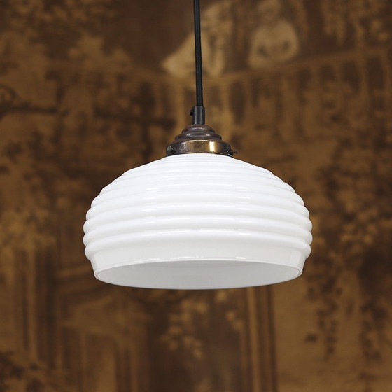 Image 1 of Lampada a sospensione Art Déco in opalino