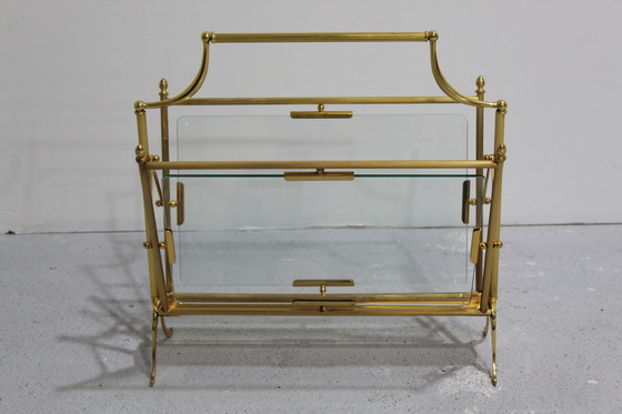 Image 1 of Panier de lecture vintage, porte-revues - laiton, verre