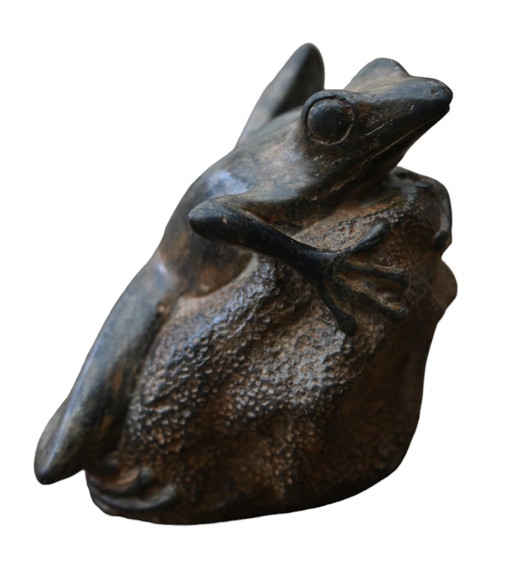 Pierre Chenet - Sculpture en bronze d'une rainette sur pierre