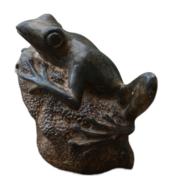 Image 1 of Pierre Chenet - Bronze sculpture of a tree frog on stone