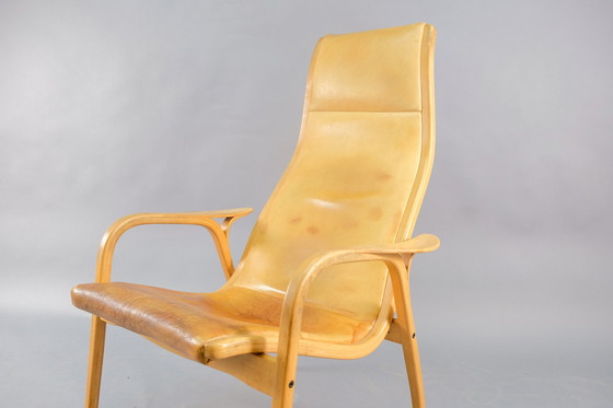 Image 1 of Swedese Lamino leather armchair by Yngve Ekström