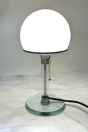 Lampe de table Bauhaus "WG 24" (Wilhelm Wagenfeld)