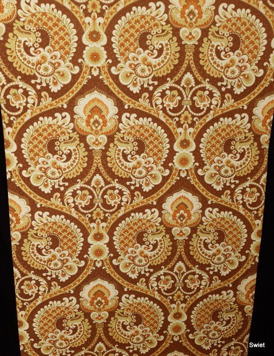 Image 1 of 13071 Vintage 1970s Wallpaper Baroque Medallion