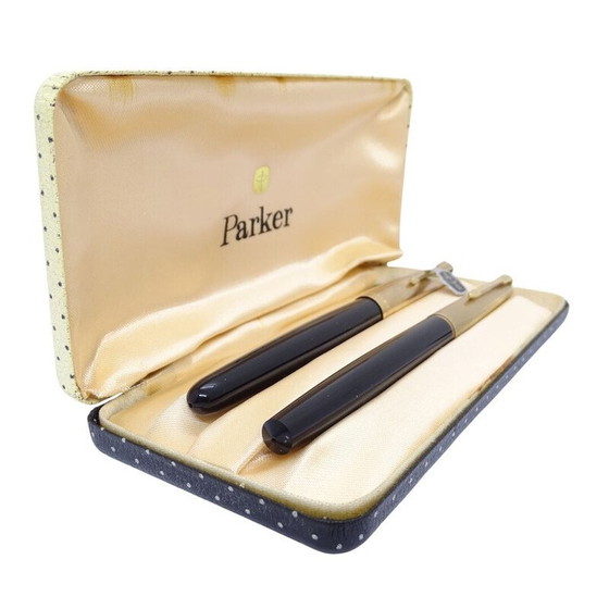 Image 1 of Pair of vintage Parker 51 model fountain pens in lucite and gold-plated steel, 1970