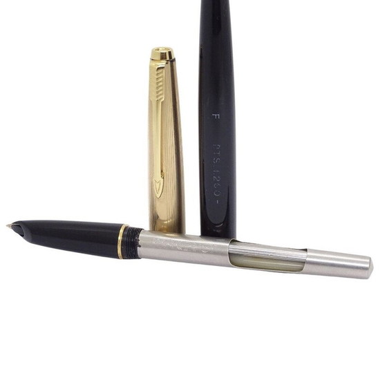 Image 1 of Pair of vintage Parker 51 model fountain pens in lucite and gold-plated steel, 1970