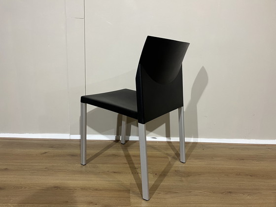 Image 1 of 4X Leolux Myto Dining Chairs Black Plastic Design