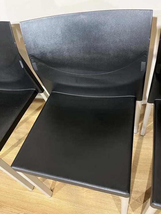 Image 1 of 4X Leolux Myto Dining Chairs Black Plastic Design