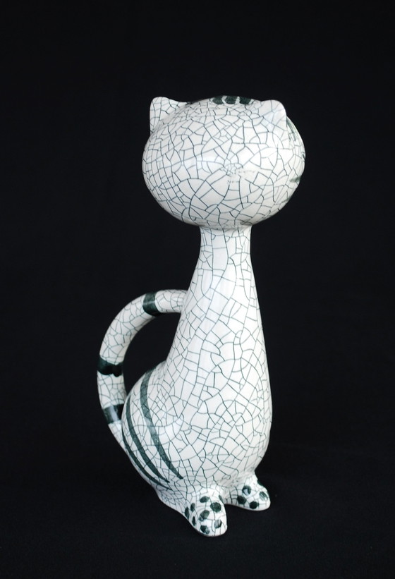 Image 1 of Livia Gorka Sitting cat