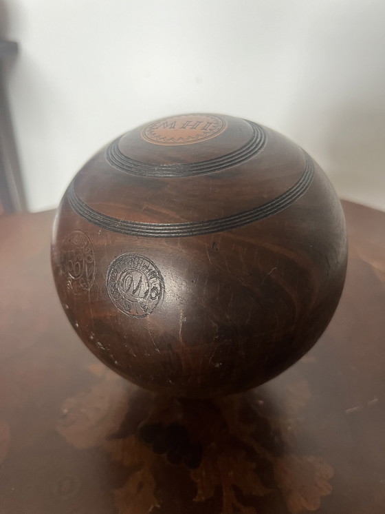 Image 1 of Vintage 4 bowlingball