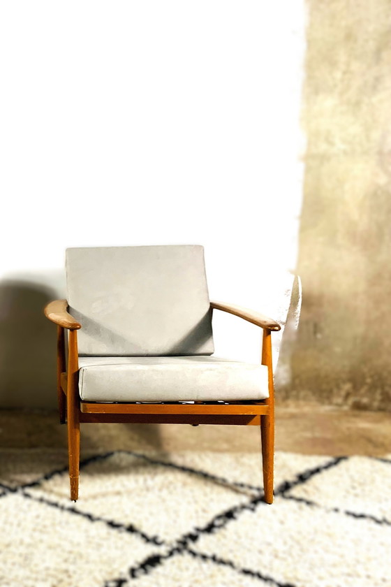 Image 1 of Set Of 2 Mid Century Scandinavian Lounge Chairs