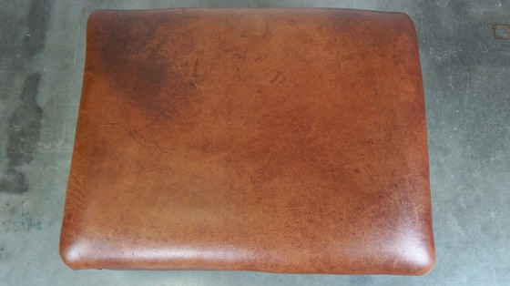 Image 1 of Beef leather hocker in English style