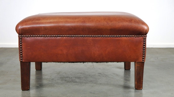 Image 1 of Beef leather hocker in English style