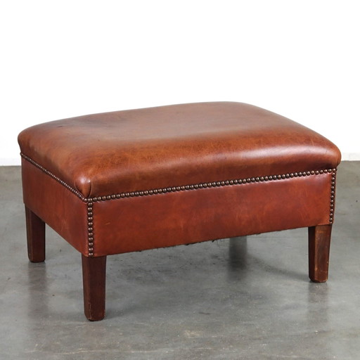 Beef leather hocker in English style