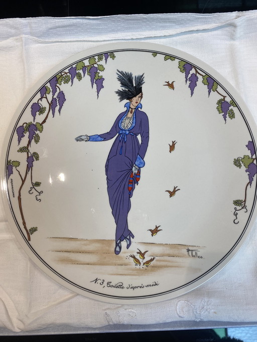 Villeroy & Bosch Design 1900 plate