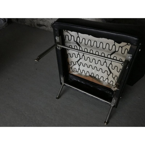 Image 1 of Poltrona vintage in similpelle nera