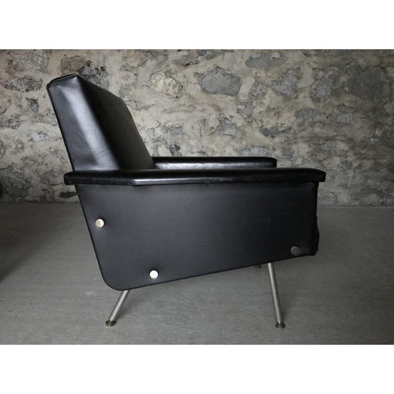 Image 1 of Poltrona vintage in similpelle nera