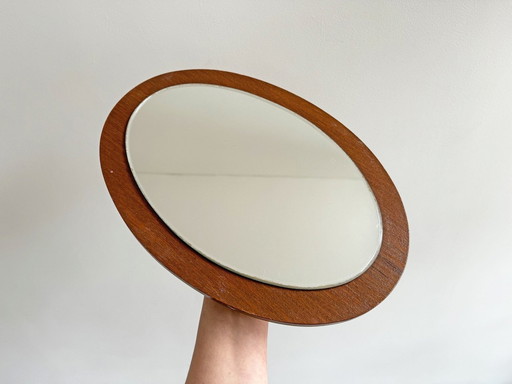 1X Vintage Oval Teak Mirror