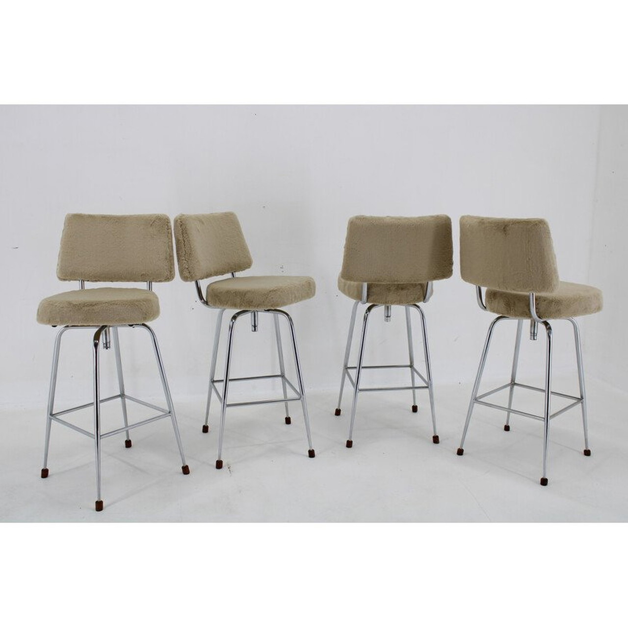 Set of vintage bar chairs, Czechoslovakia 1960 €1,080 Whoppah