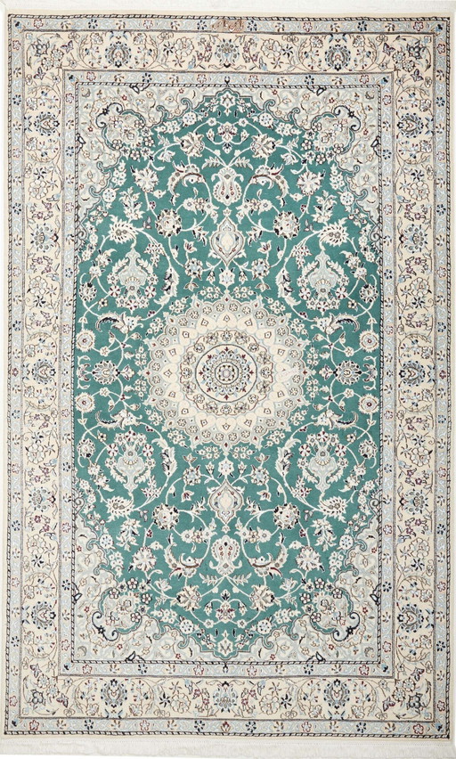 Elegant Persian Carpet Hand-knotted Nain 9 Lah/Signed - Size. 250 X 154 Cm -No.416191-01