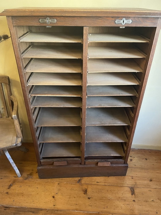 Image 1 of Shuttered filing cabinet Classeur Oak Period 1900 French